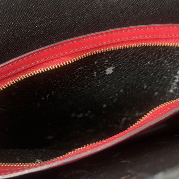 HP 🎉🥳🥳 Rare Louis Vuitton Varenne Epi leather Red Black Louis Vuitton handbag - Picture 15 of 17